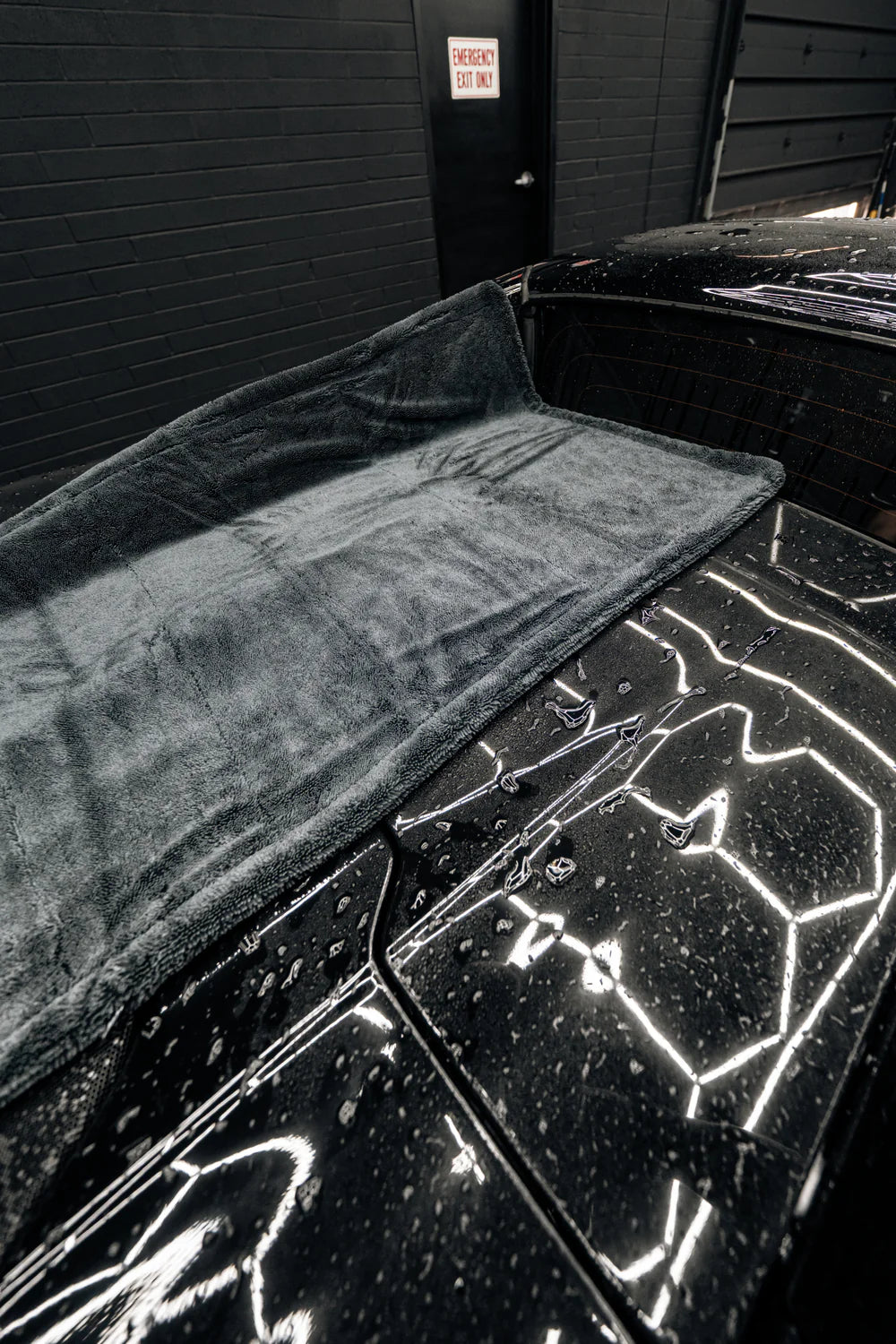 Trace® Twisted-Loop Drying Towel